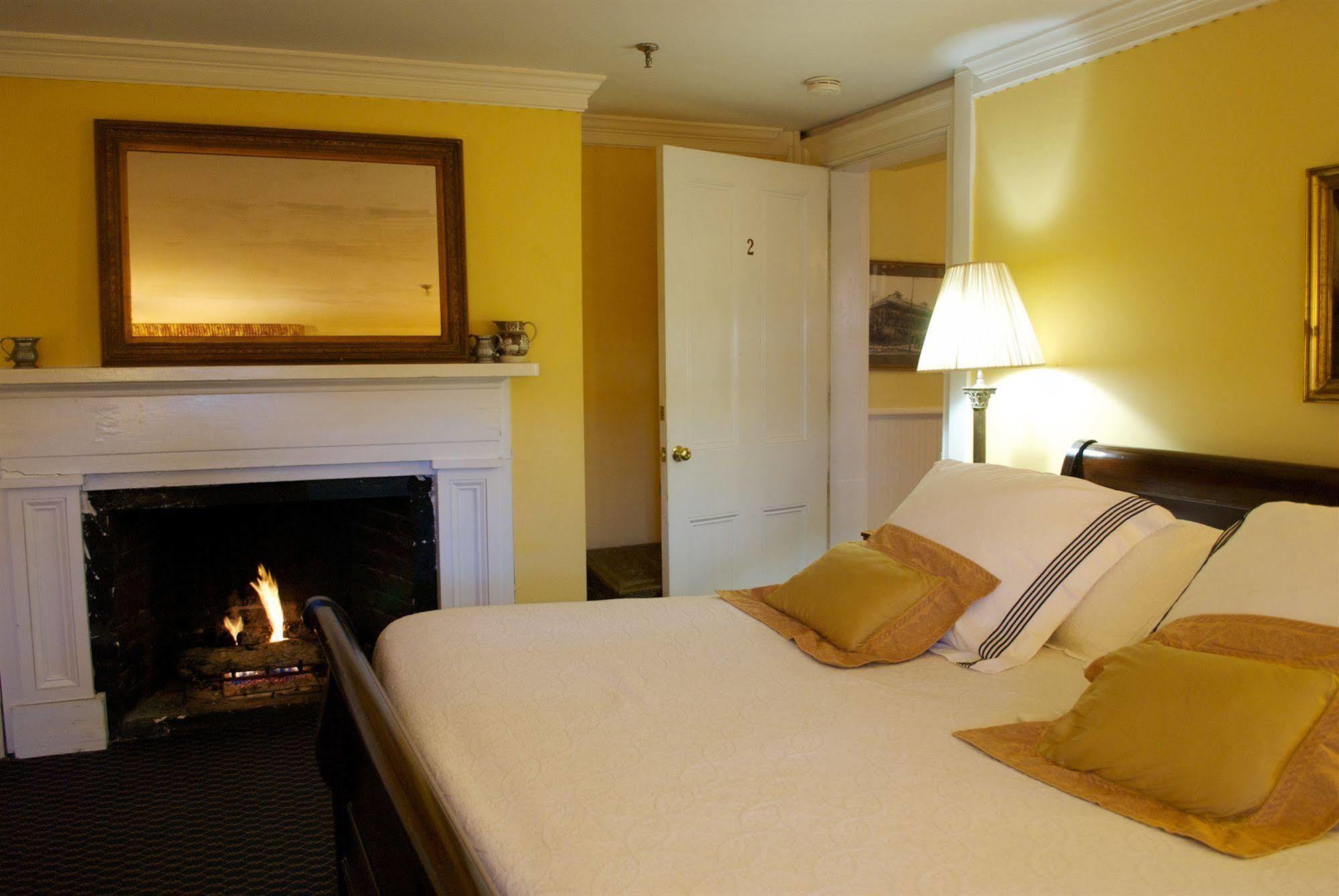 200 South Street Inn Charlottesville Eksteriør bilde
