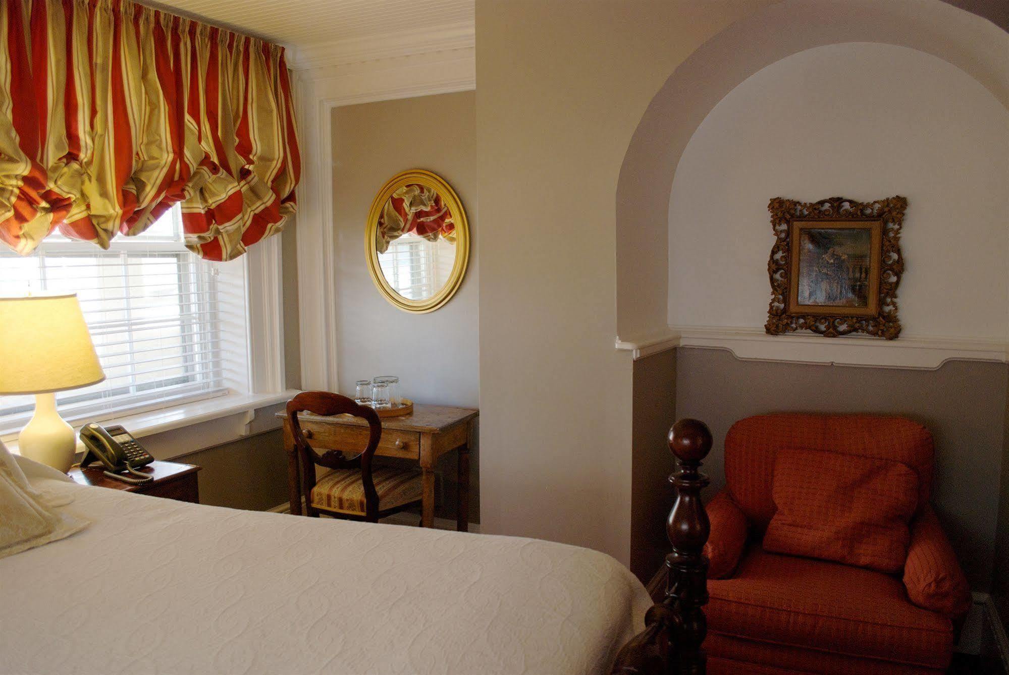 200 South Street Inn Charlottesville Eksteriør bilde