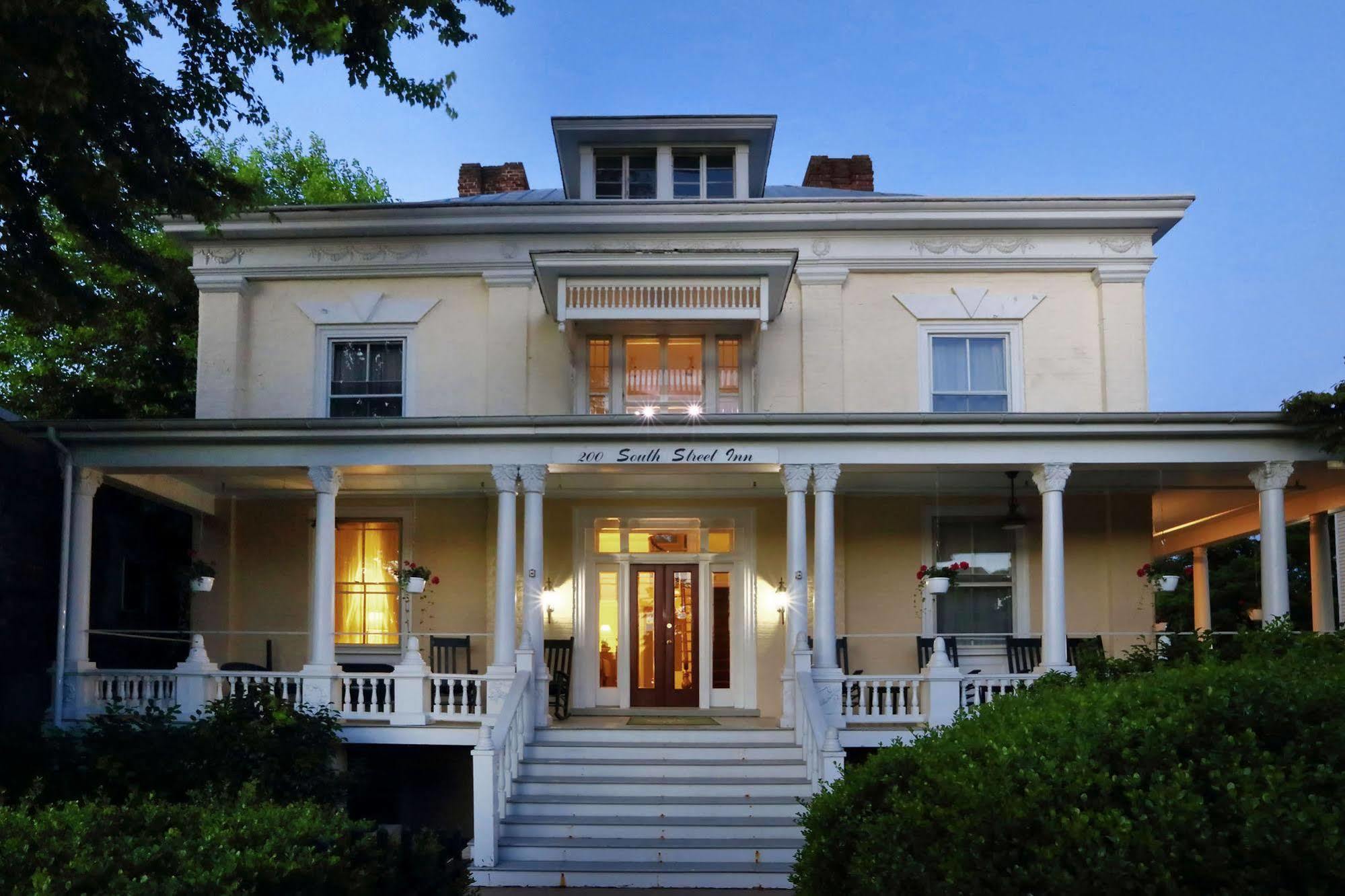 200 South Street Inn Charlottesville Eksteriør bilde