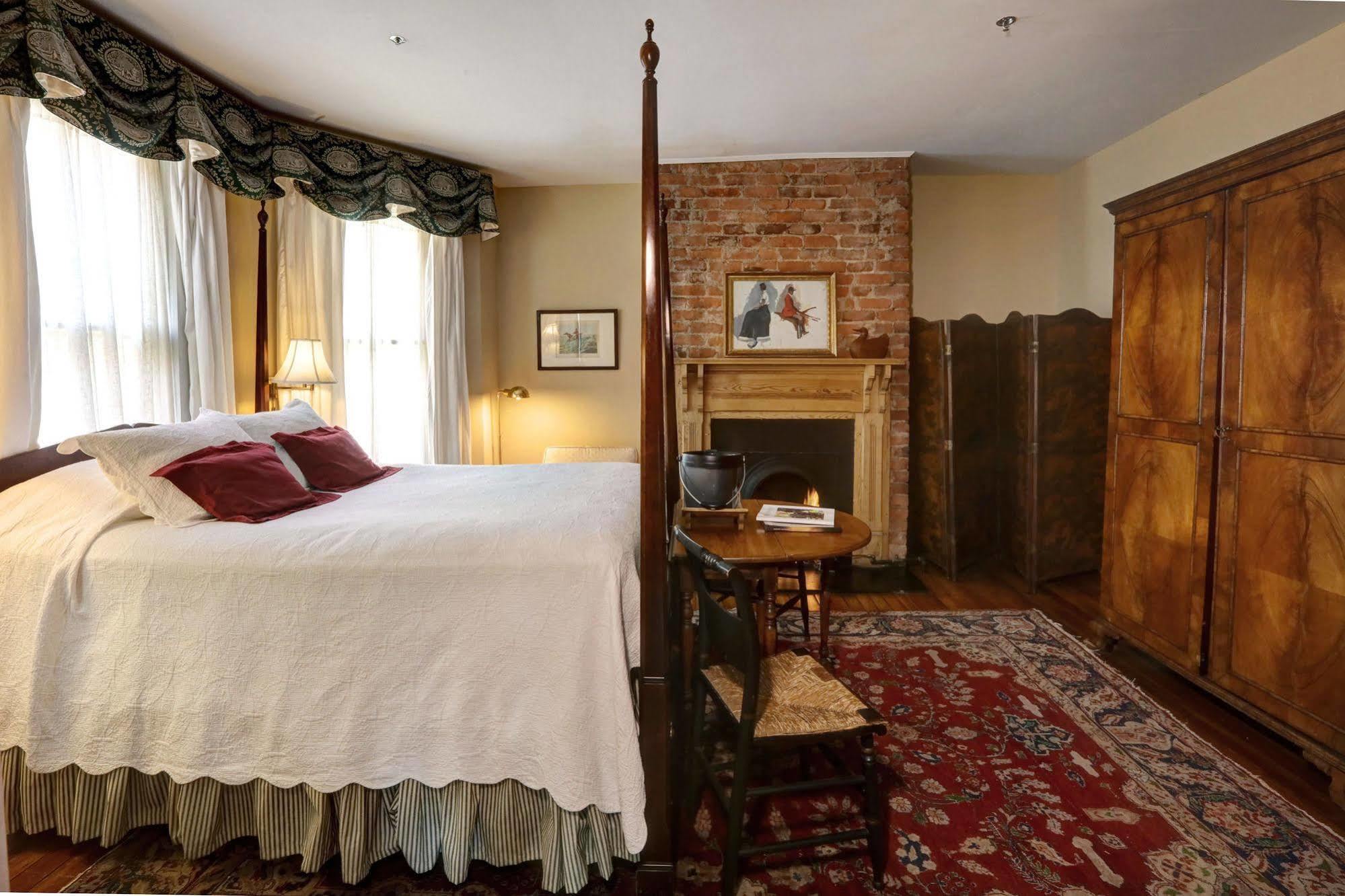 200 South Street Inn Charlottesville Eksteriør bilde