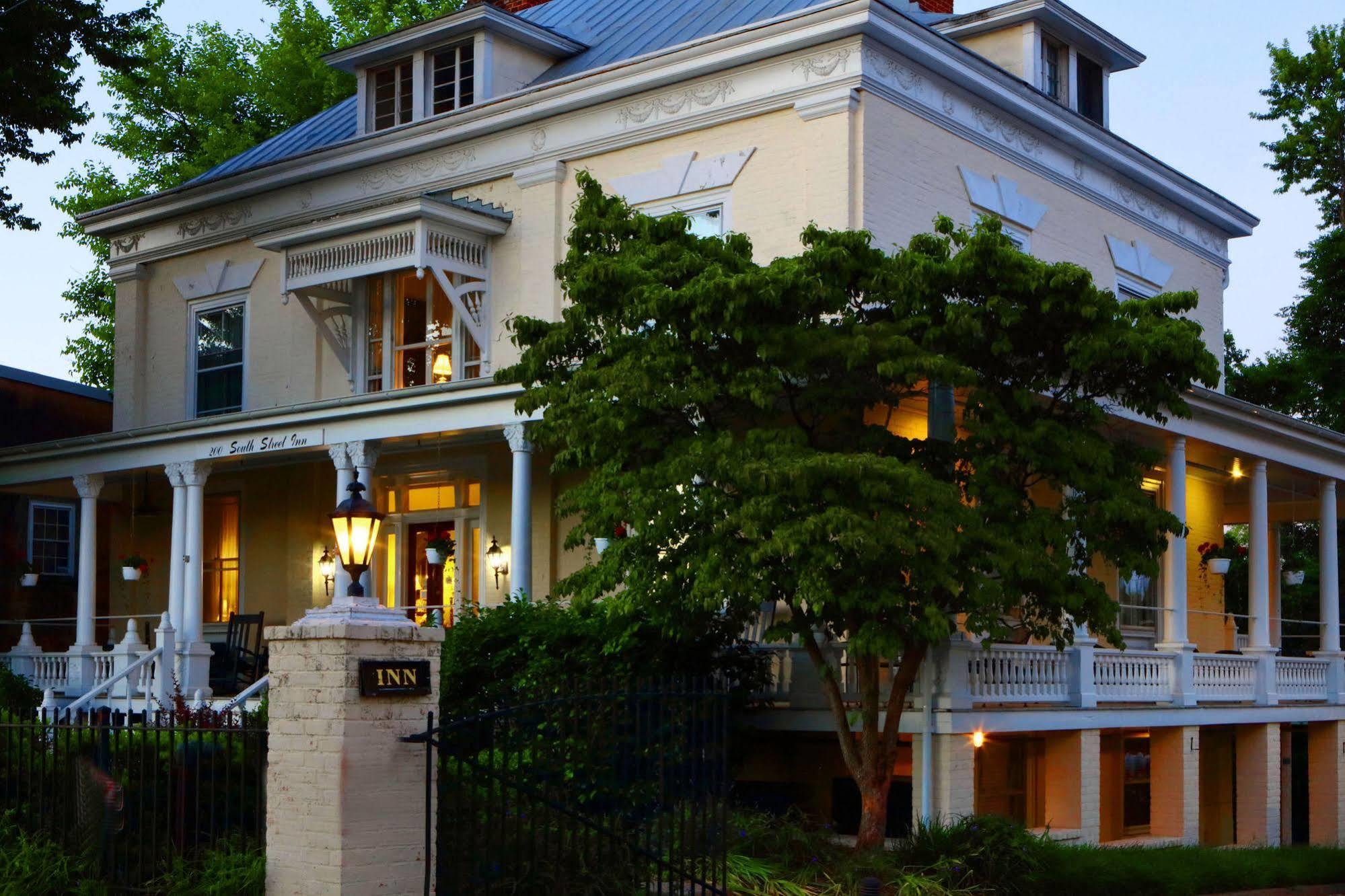 200 South Street Inn Charlottesville Eksteriør bilde