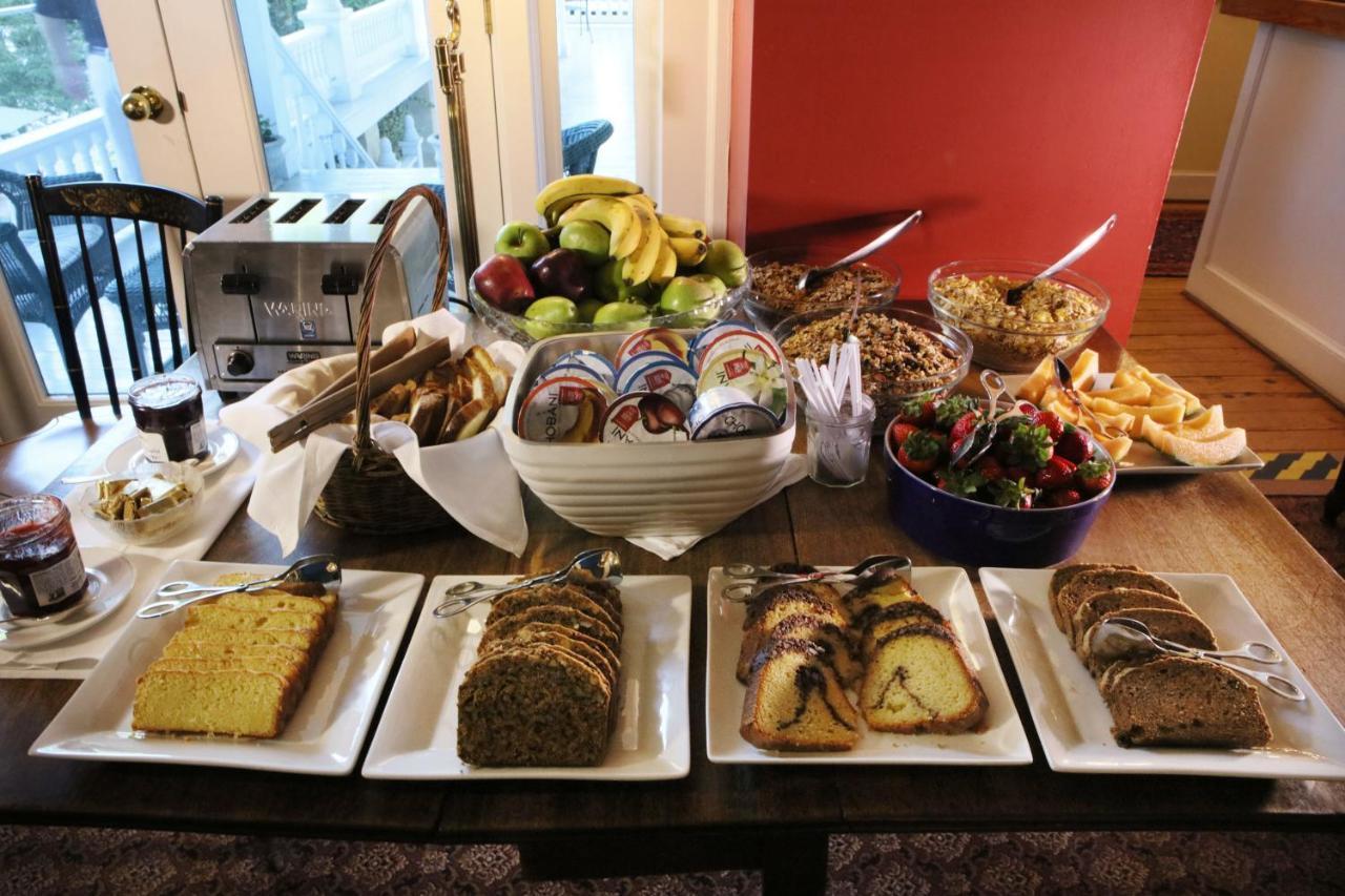 200 South Street Inn Charlottesville Eksteriør bilde